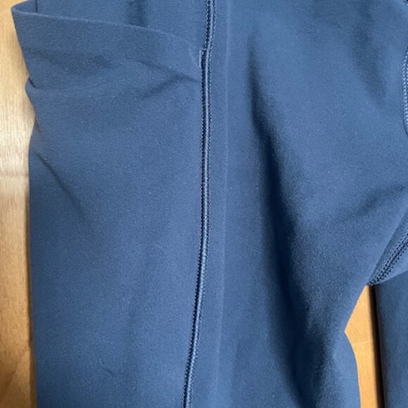 Athleta Salutation 7/8 Legging - Picture 4 of 6